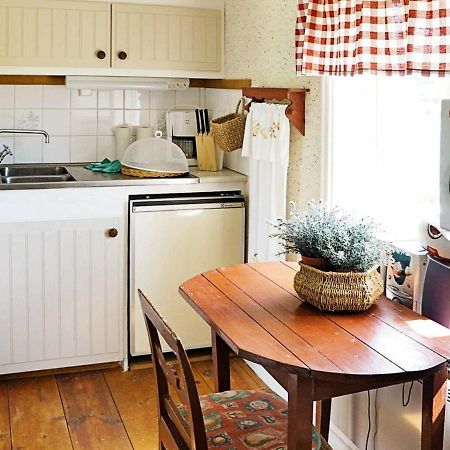 4 Person Holiday Home In Ankarsrum Hult  Esterno foto