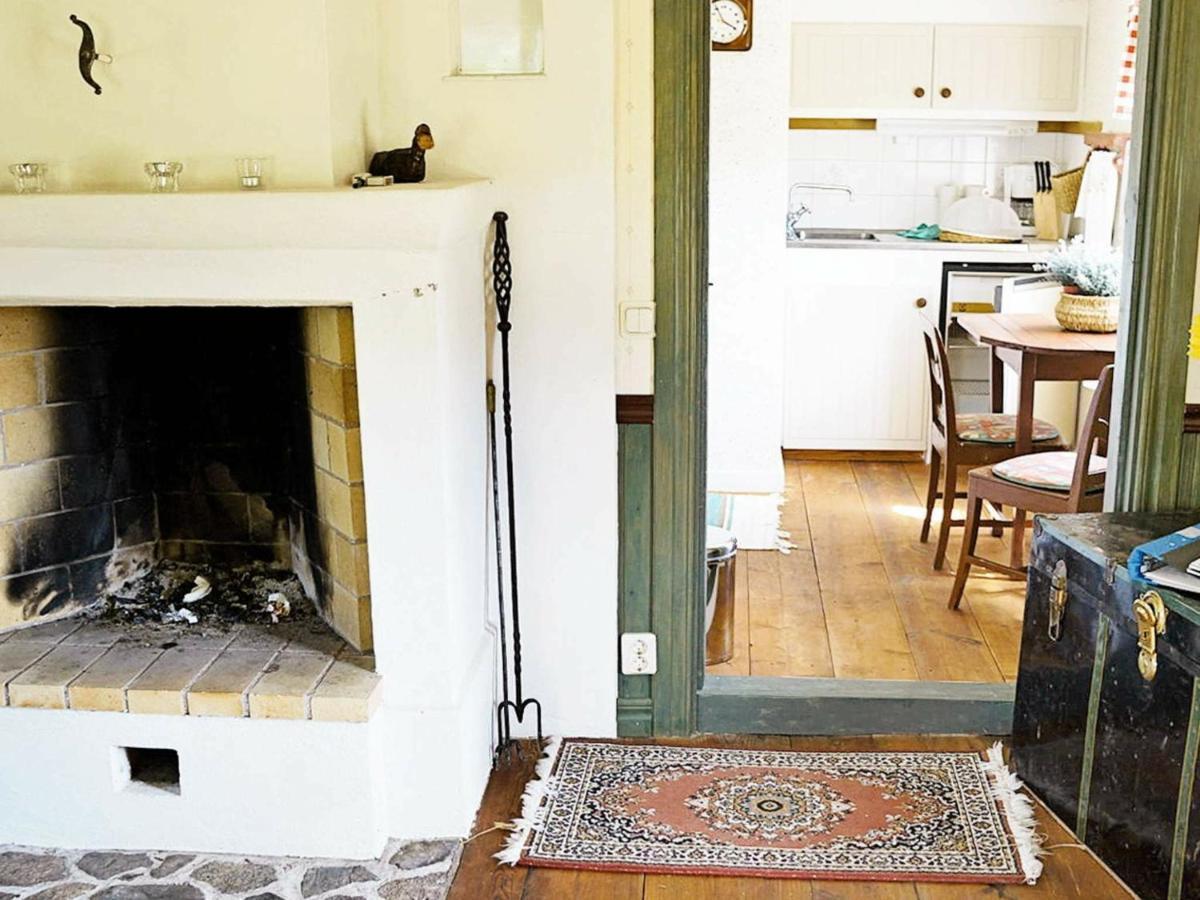 4 Person Holiday Home In Ankarsrum Hult  Esterno foto
